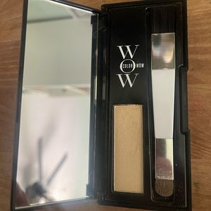Color Wow's Root Cover Up And Loreal’s Magic Root Cover Up